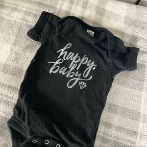 Custom Rabbit Skins Happy Baby Short Sleeve Onesie Bodysuit Black Newborn
